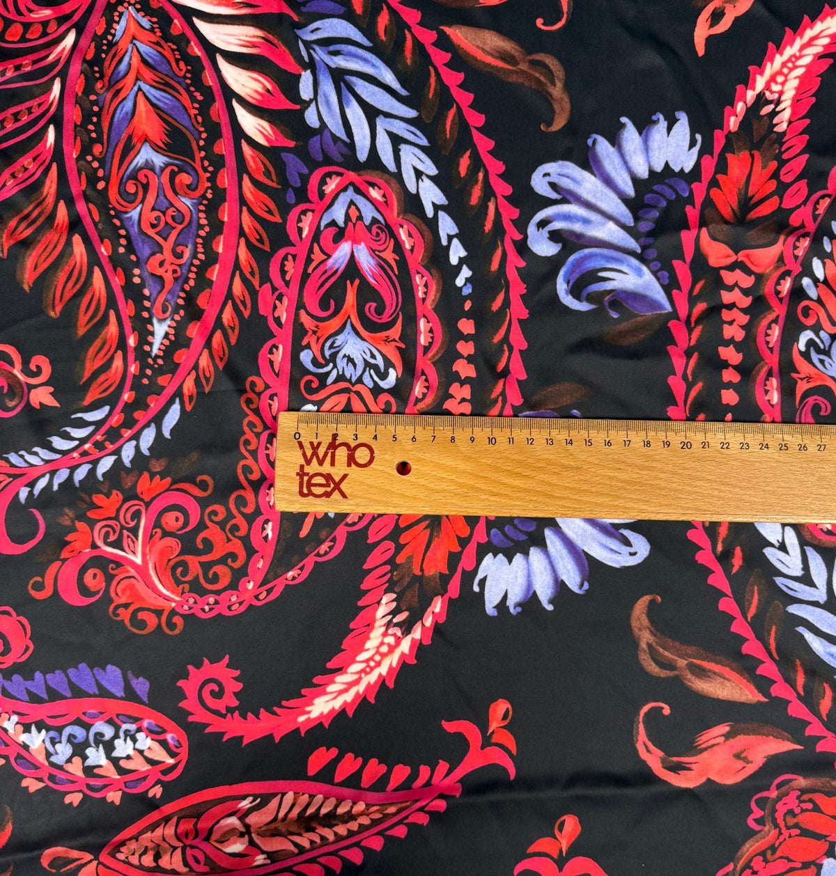 Elegant Paisley Pattern Fabric by the Metre – Soft & Stylish - Whotex Fabrics London